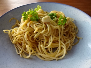 Spaghetti aglio e oglio - ein italienischer Klassiker (Bild: Athena Tsatsamba Welsch)